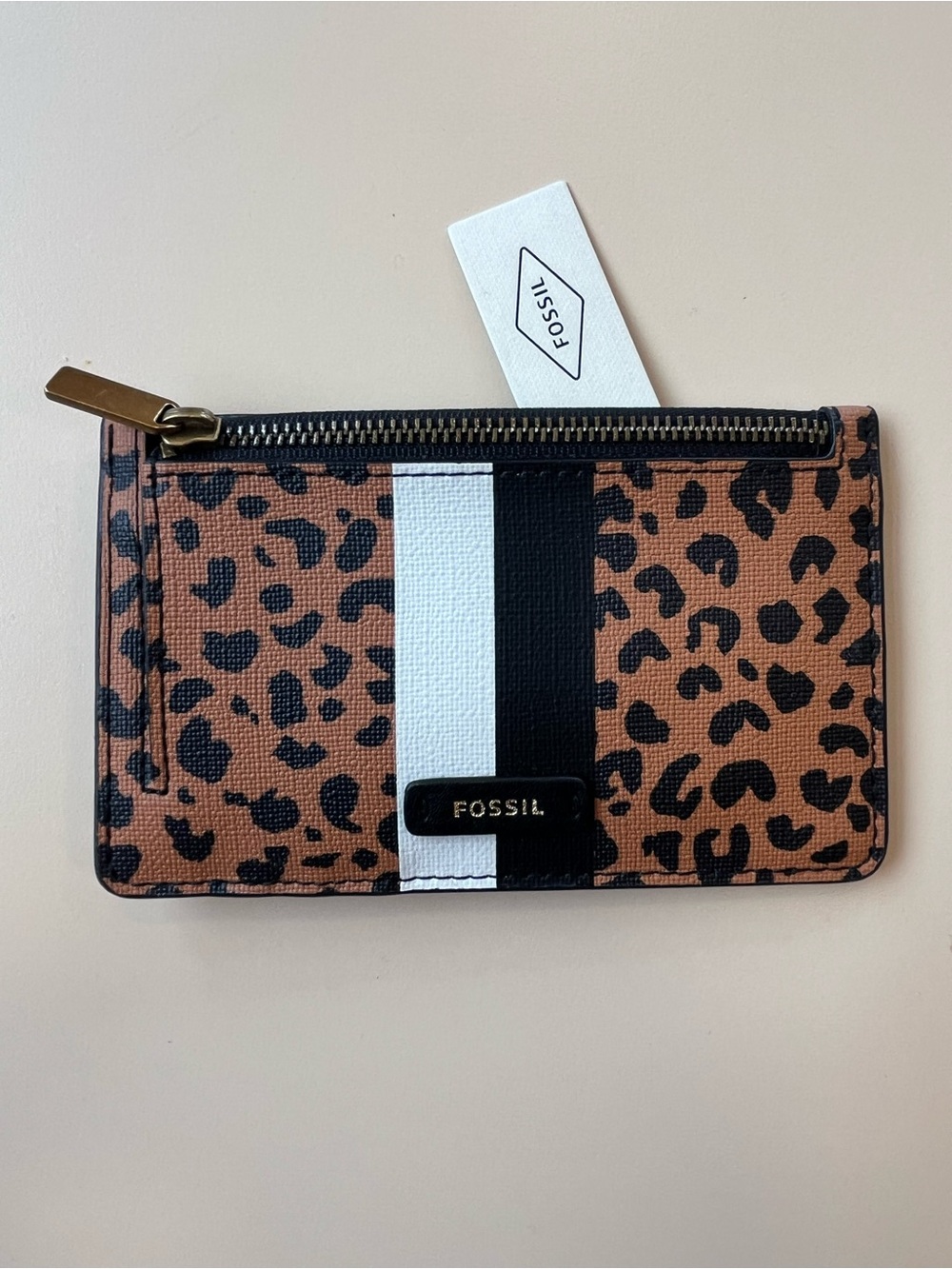 Fossil Leopard Print Zip Card Holder in Brown, Black & White